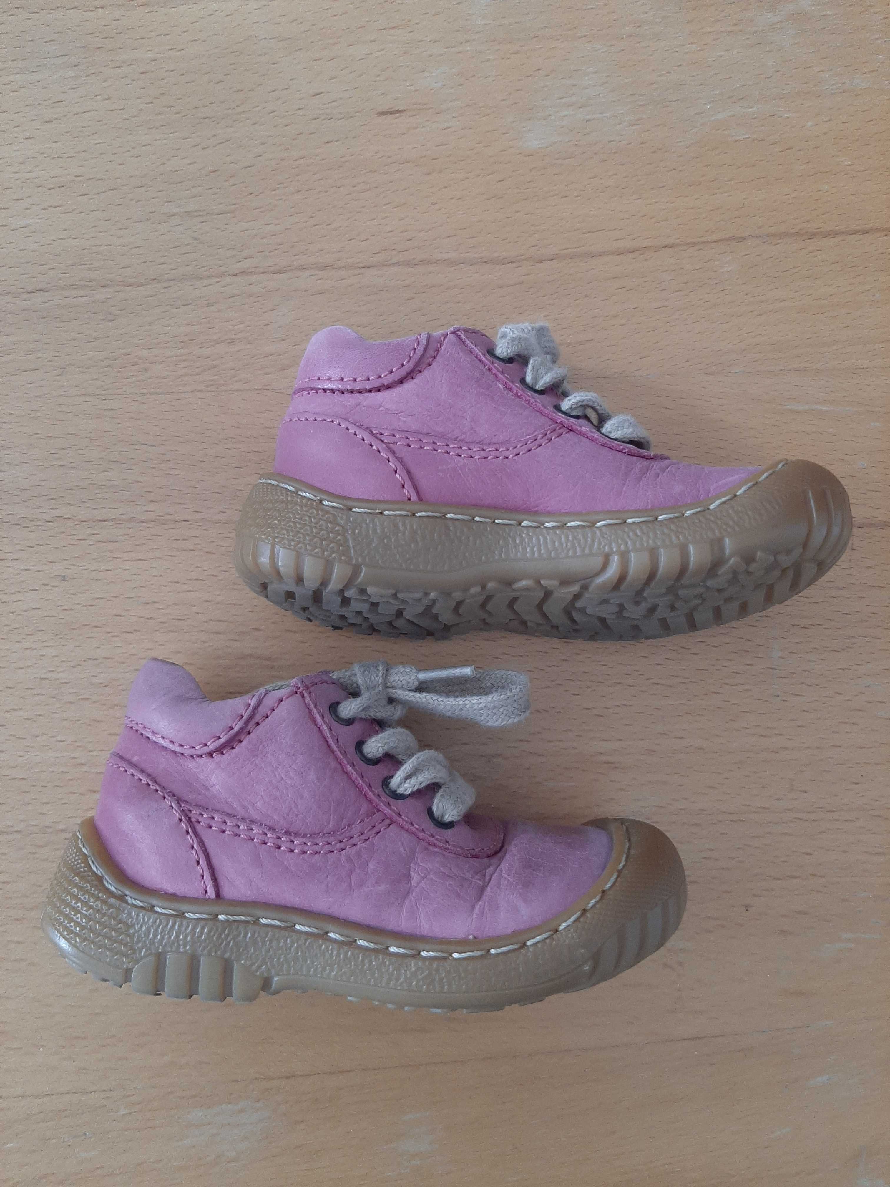 Buty pom pom rozmiar 21 użyte kilka razy