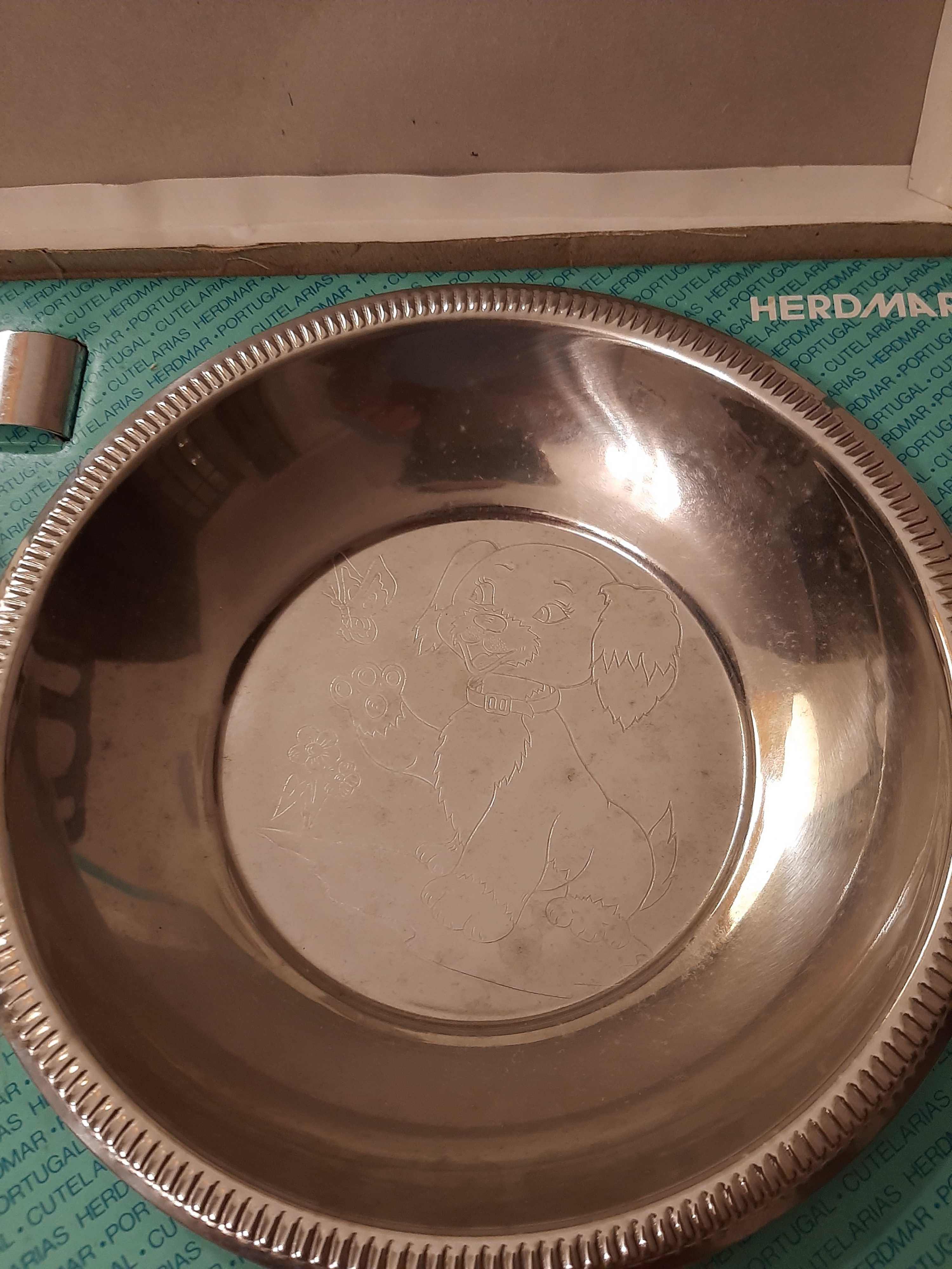 Conjunto de criança em inox
