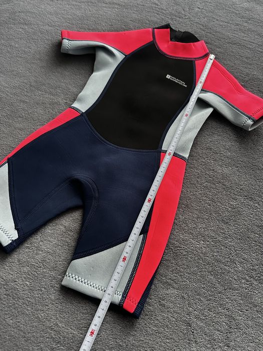 Strój pianka do pływania, nurkowania kombinezon neoprenowy r. 3-4 lata