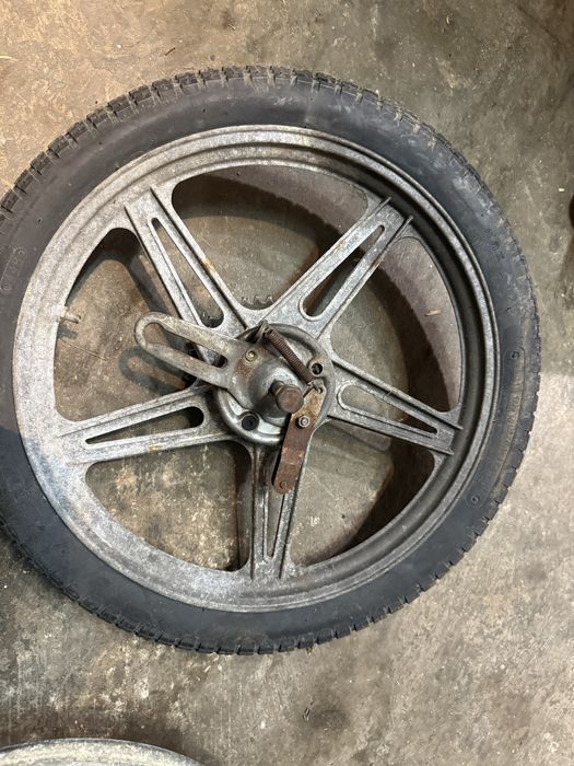 Jantes para mobilete r16