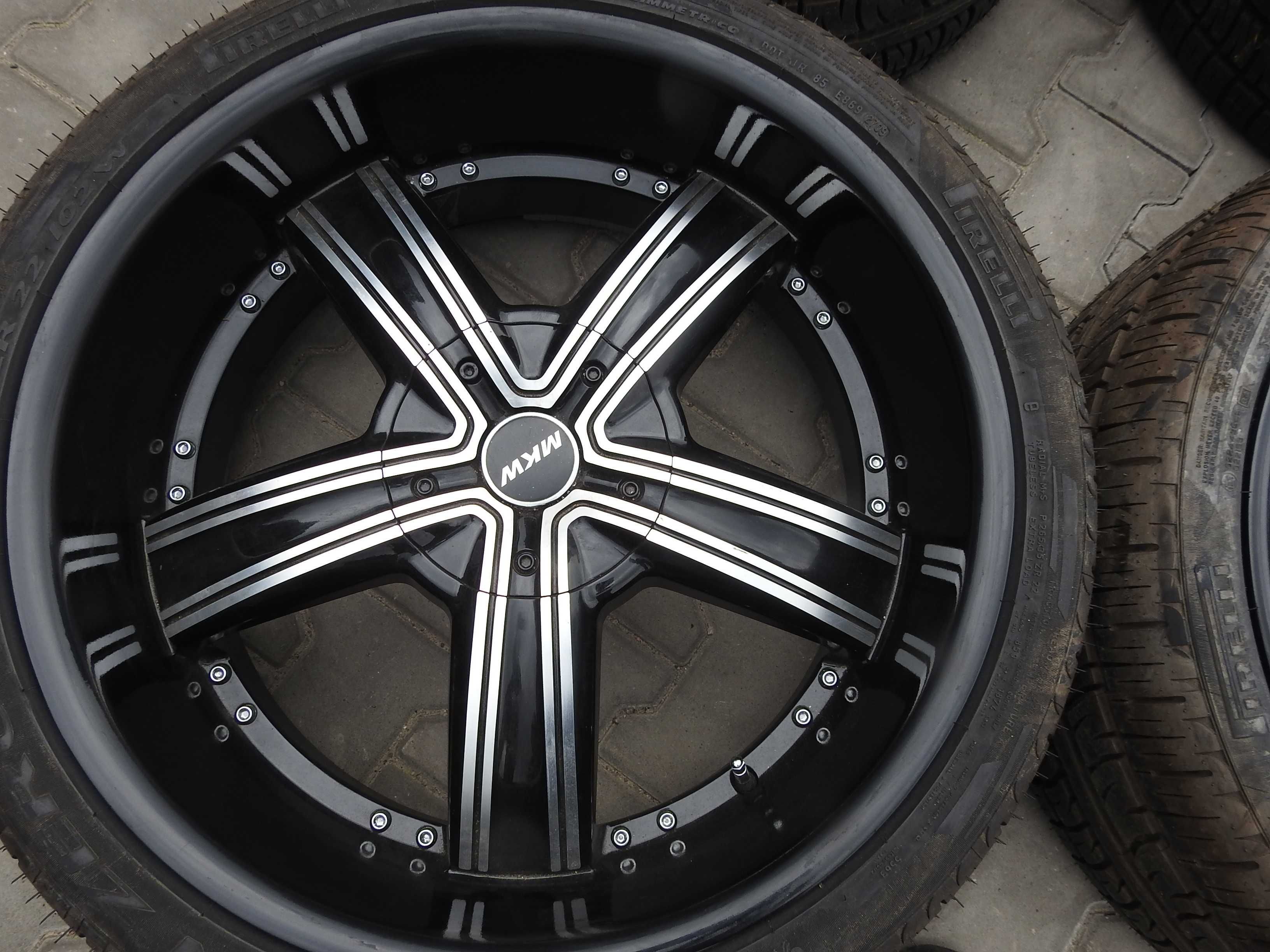 4x Alufelgi 22'' 5x114,3 i 5x120 ET 35 9,5J piasta 74,1mm nowe demo