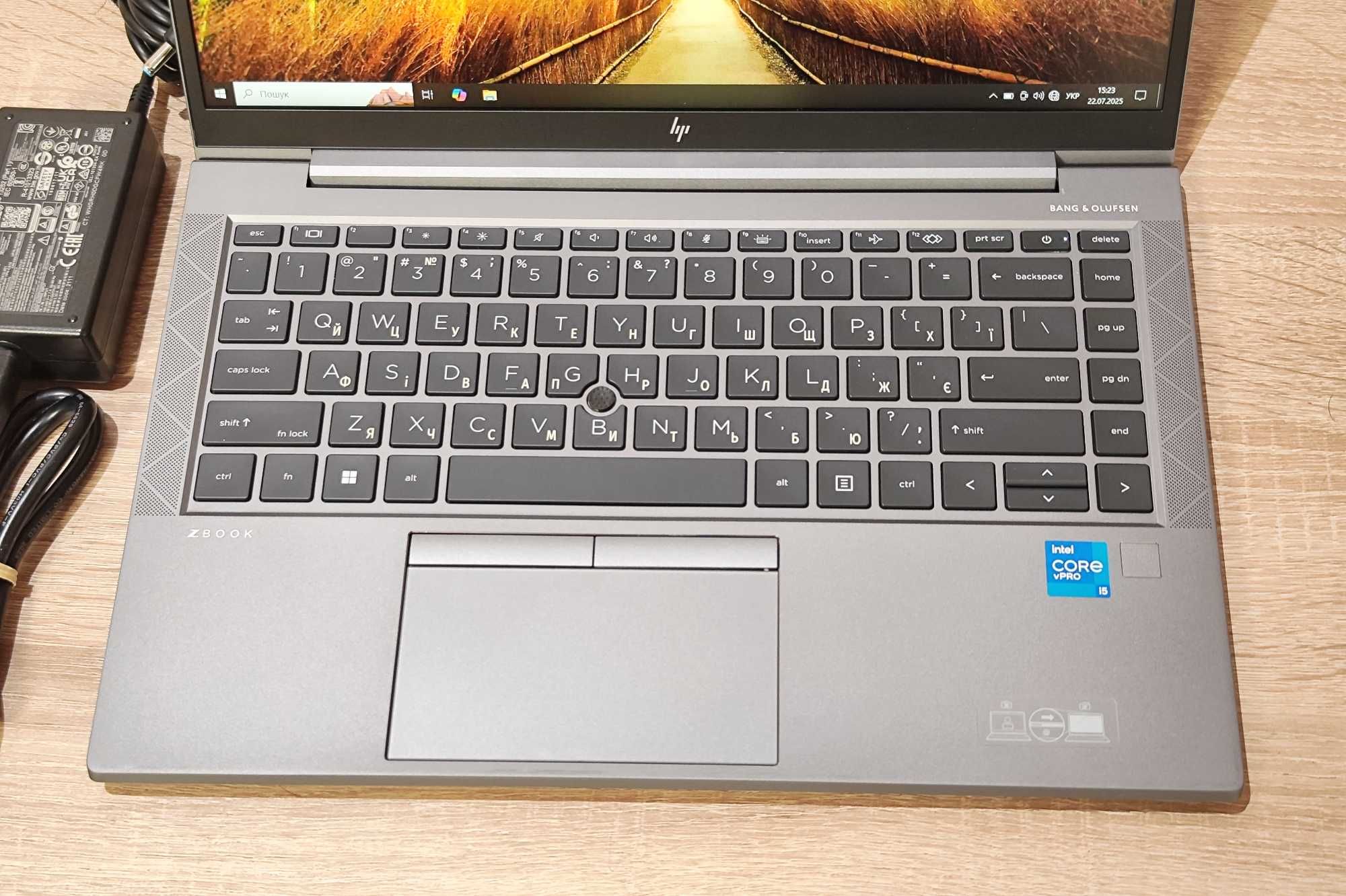 HP Zbook FireFly 14 G8 1920X1080 FHD i5-1145G7 512Gb SSD 24Gb RAM