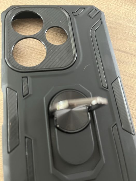 Nowe etui na telefon Redmi Note 13 z magnetycznym stojakiem