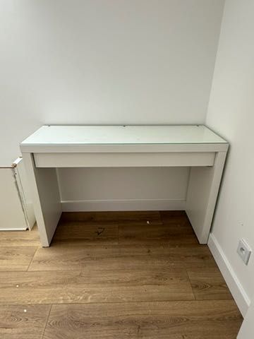 toaletka IKEA MALM biała