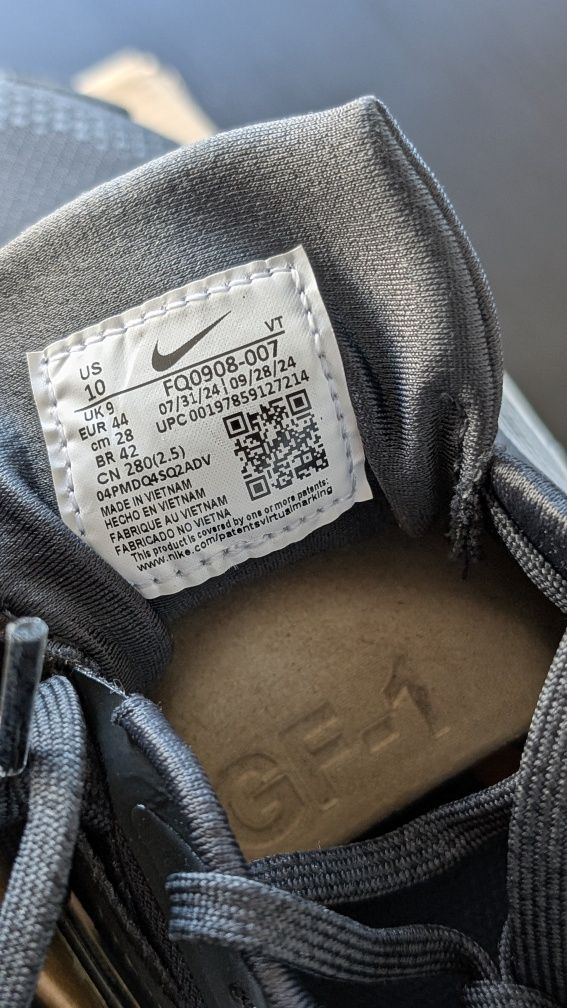 Nike Pegasus Trail 5 GTX 
Gore Tex