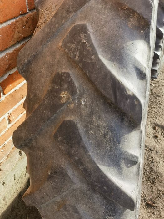 Opony rolnicze massey ferguson 255  12.4 r32