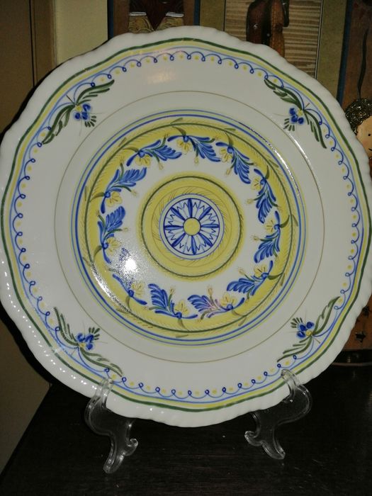 Prato grande pintado à mão de Viana do Castelo
