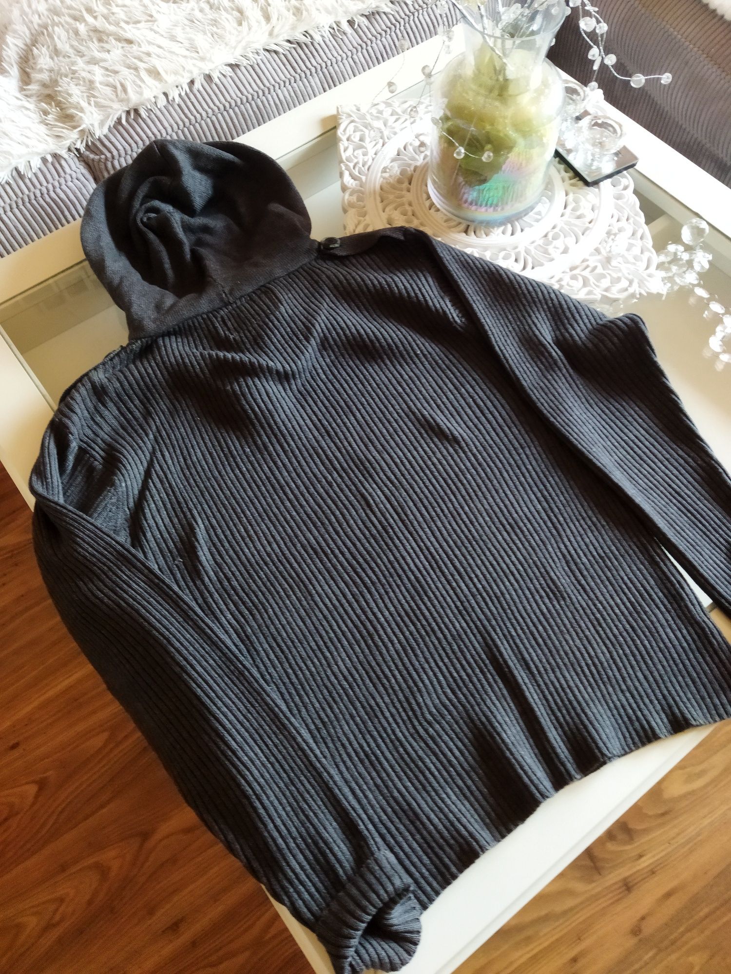 Sweter męski M z kapturem