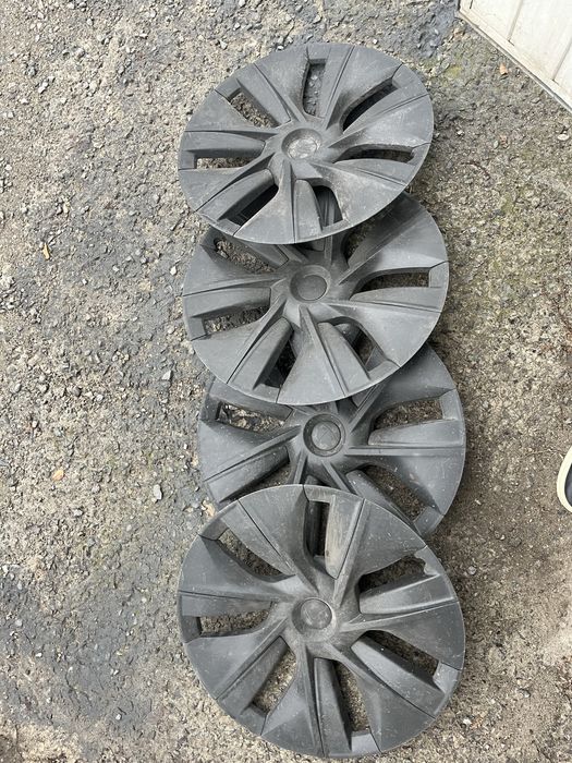 Колпаки Tesla Model Y