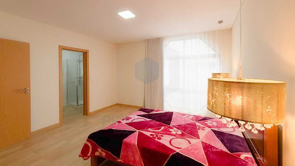 Apartamento + 2 T- 1   , 2 minutos da Praia da Rocha