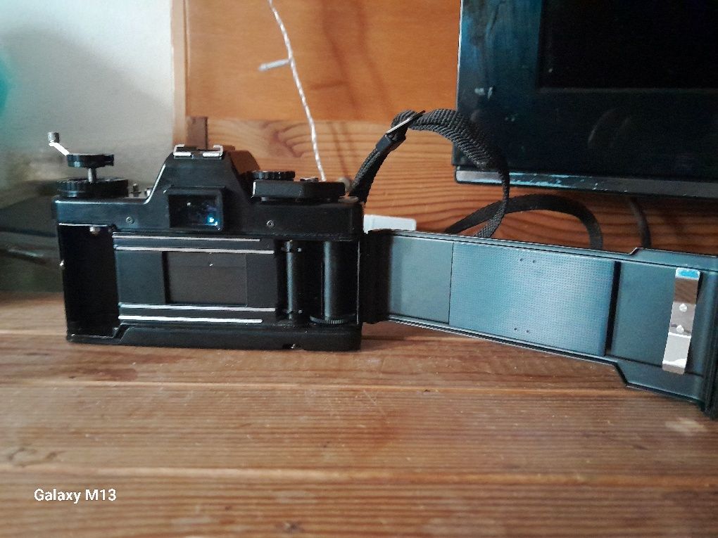 Maquina fotográfica Praktica B200