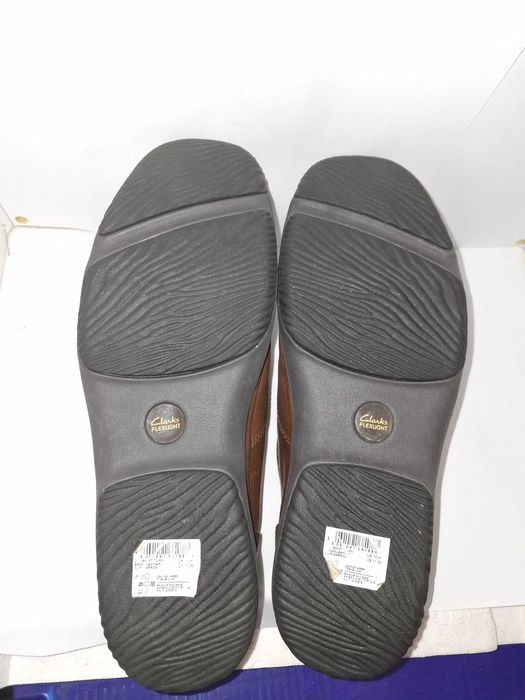 Продам мужскую обувь, мокасины Clarks flexlight