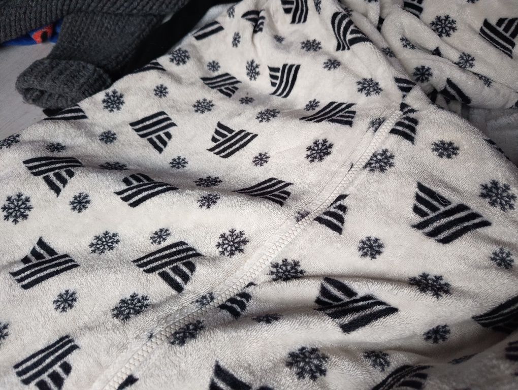 Kombinezon polarowy ciepły xl, piżama pajacyk