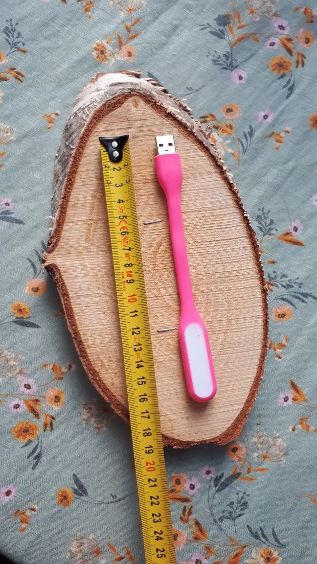 Elastyczna lampka do laptopa notebooka na USB różowa biała Flexible li