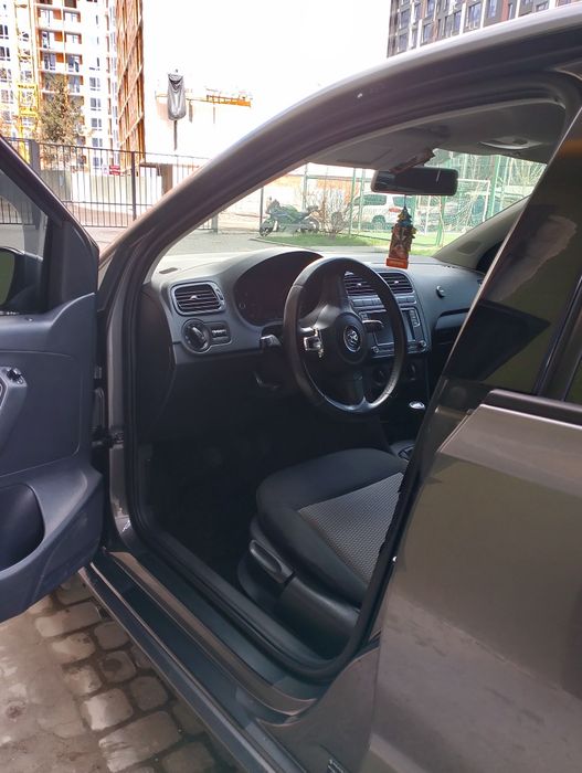 Фольксваген Поло 2011рік.