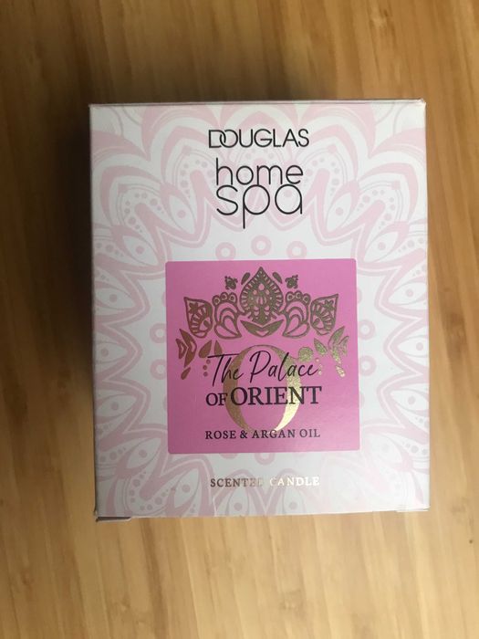 Douglas home spa świeczka świeca zapachowa orientalna Rose & Argan Oil