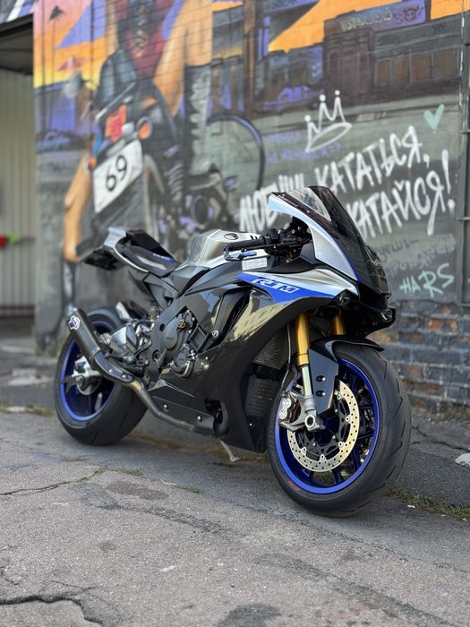Yamaha R1M 2017 termignoni