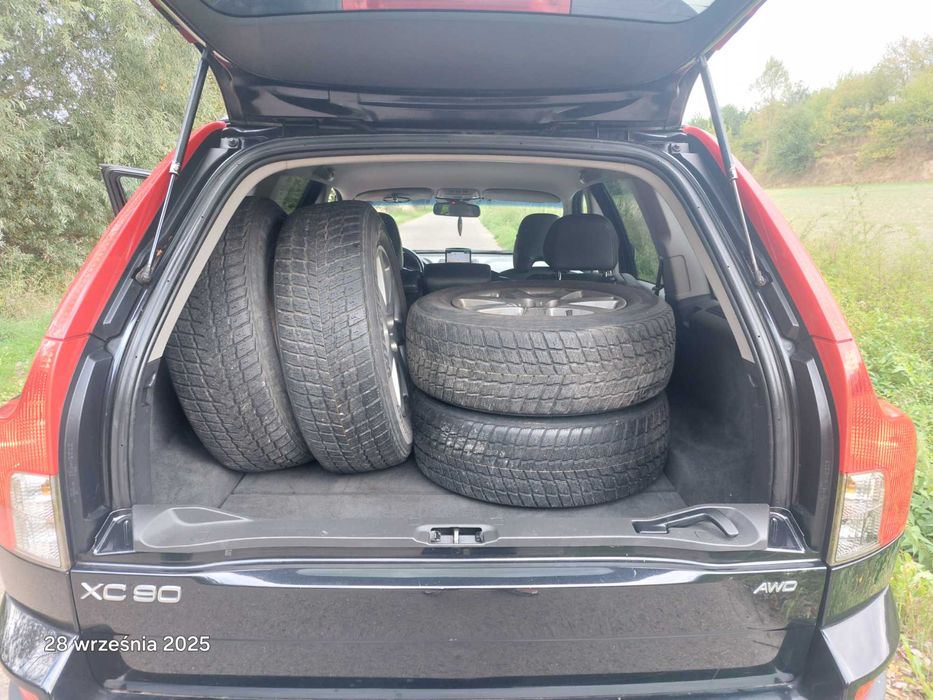 Volvo XC 90 2,4D 2006r  Lift
