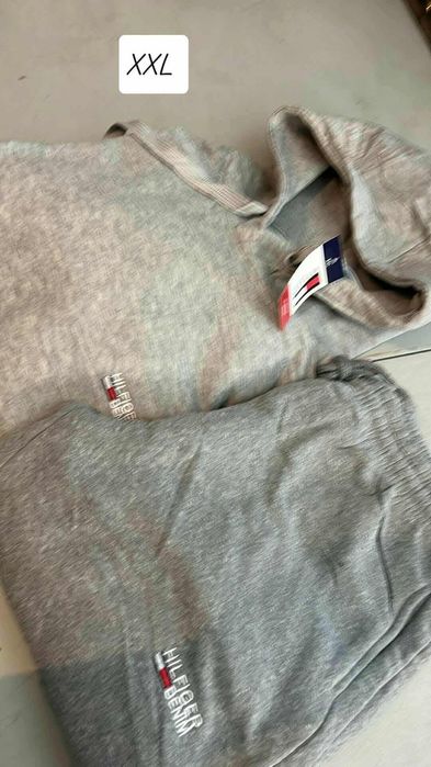 Dresy męskie wyprzedaż