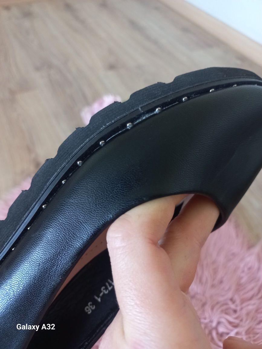 Mokasyny damskie 36 . Nowe