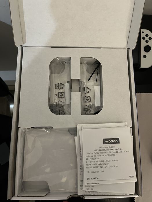 Nintendo Switch OLED - Reservada