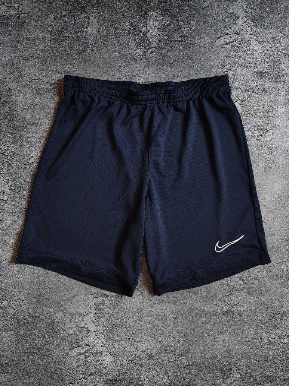 Шорти Nike Оригінал. Розмір M