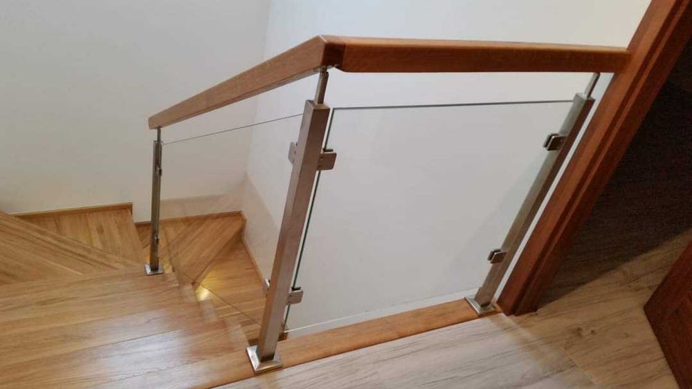 BALUSTRADA ze stali nierdzewnej Szybkie terminy Schody Balkony Tarasy