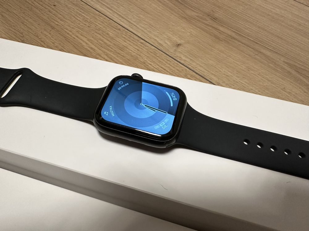 Apple Watch serii 5 44 mm SPACE GRAY w bardzo fajnym stanie!