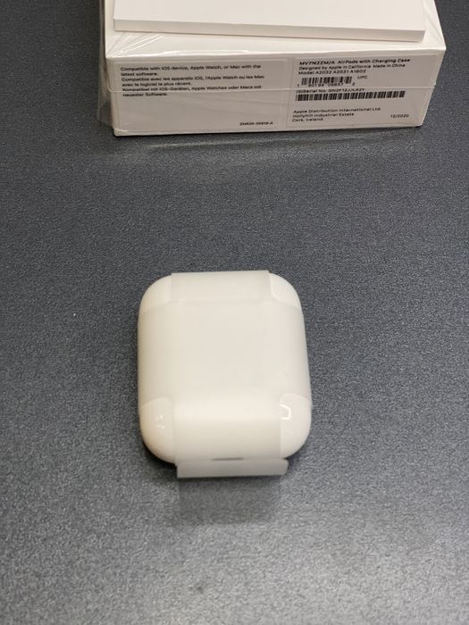 Кейс Airpods 2 original, new