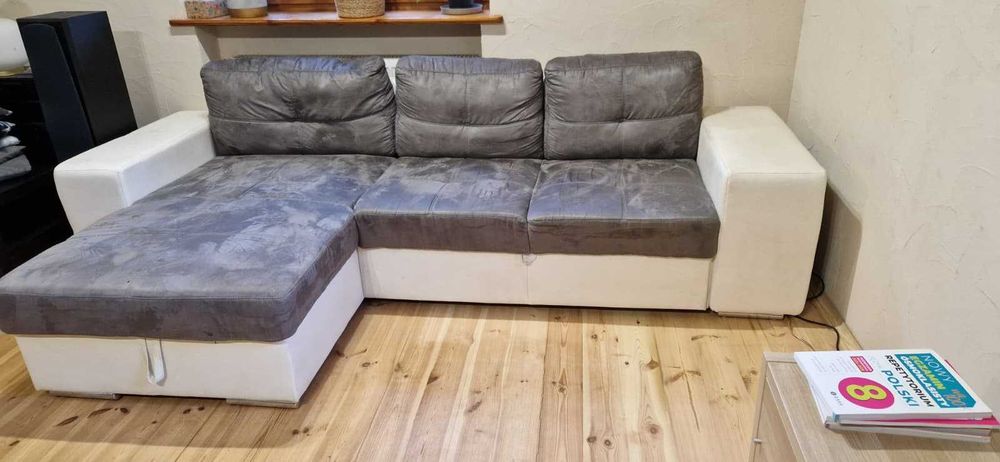 Narożnik z funkcją spania oraz duży schowek