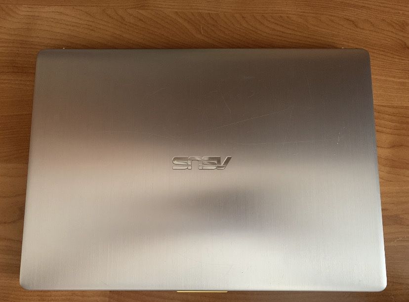 Продам ноутбук Asus VivoBook S14