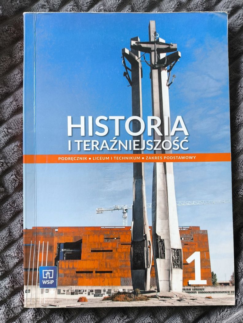 Hit Historia i teraźniejszość podręcznik klasa 1 liceum WSiP