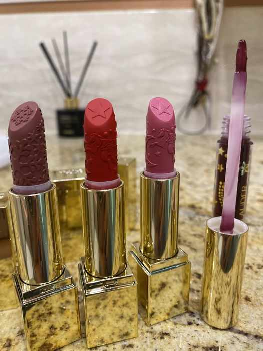 szminka ,pomadka, lipstic , lip gloss Estee Lauder