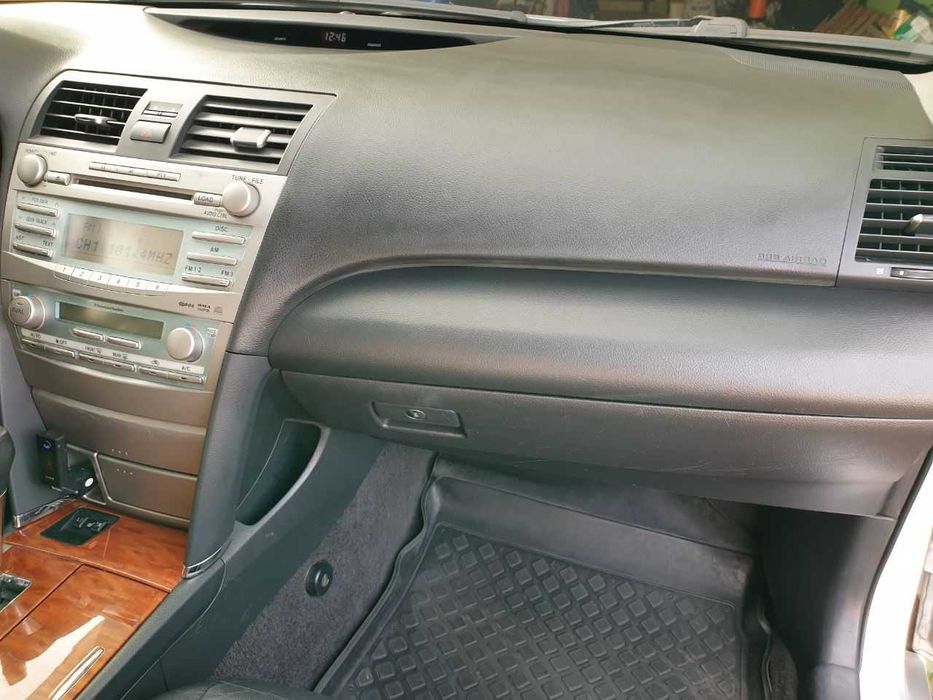 Продам Toyota Camry 2007-2008