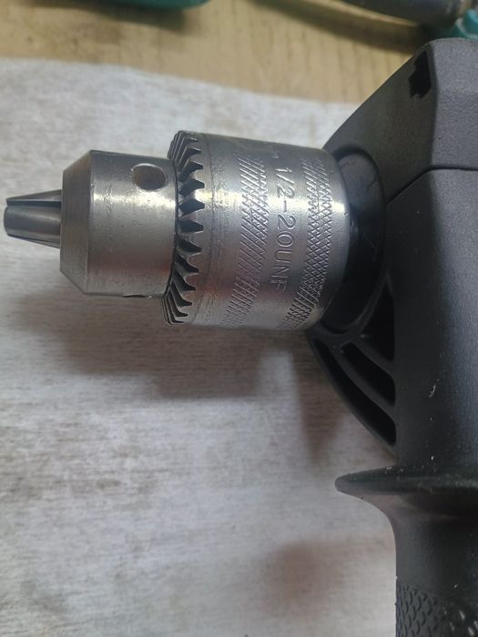 Wiertarka Makita HP 1630 z udarem
