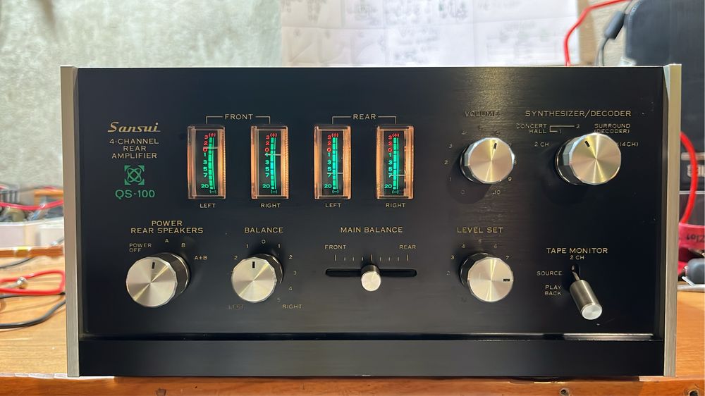 Wzmacniacz Sansui qs-100