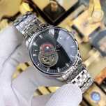 Nowy elegancki zegarek