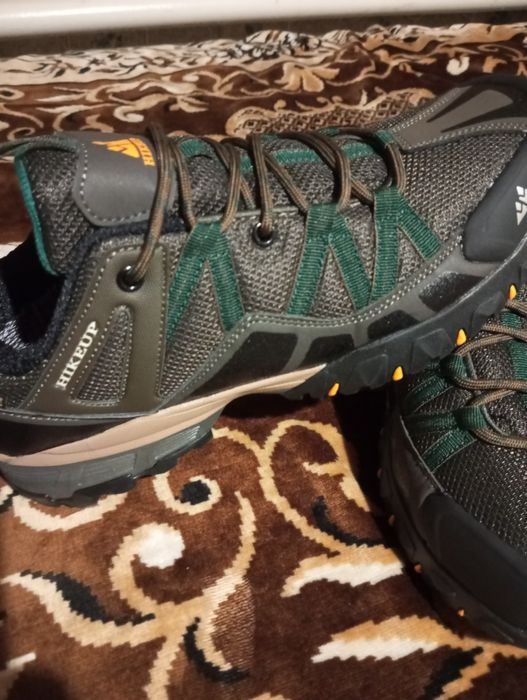 Термо кросівки 43р.