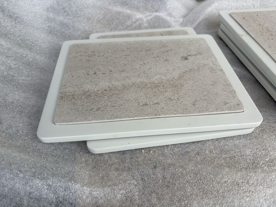 Pousa tachos em ceramica
