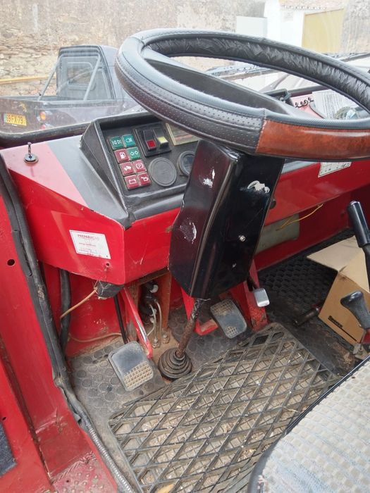 Carro sem carta  com báscula