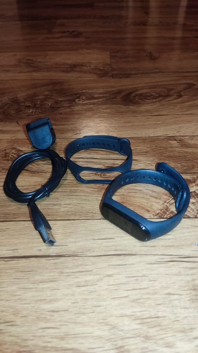 Smartband Mi Band 4 opaska sportowa czarna nowy pasek