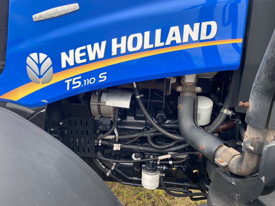 Трактор нюхоланд