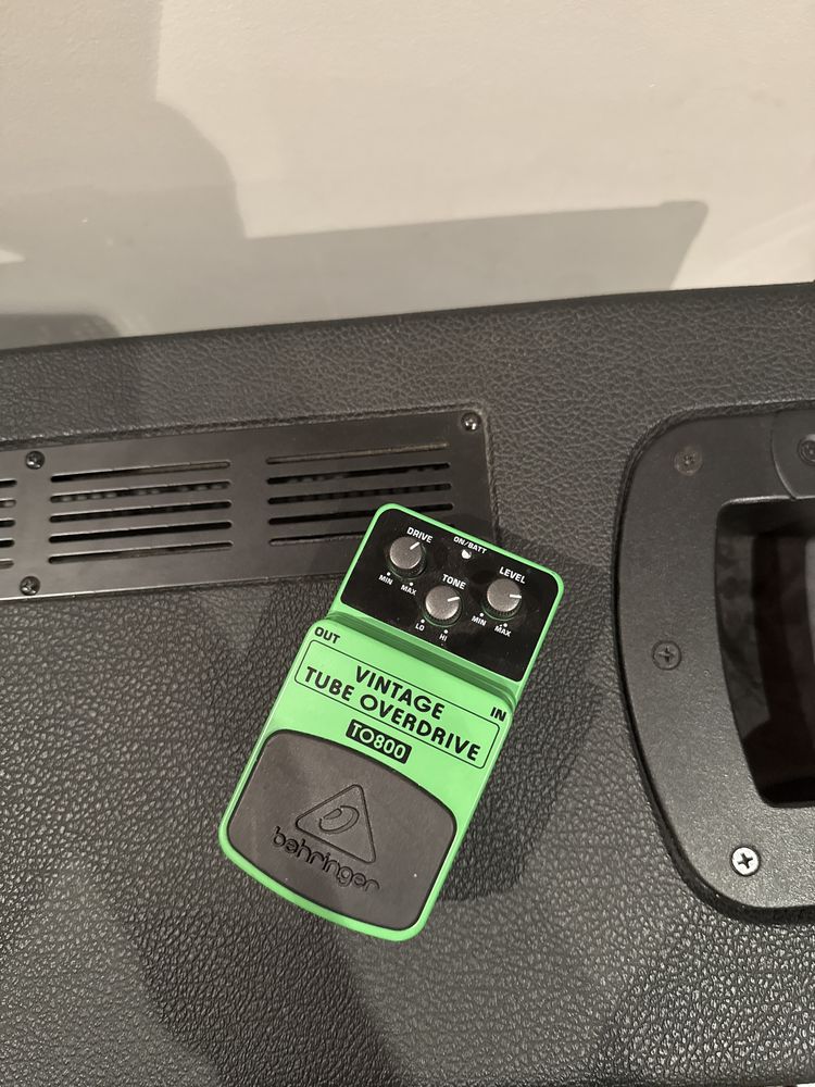Behringer TO800 Vintage Tube Overdrive