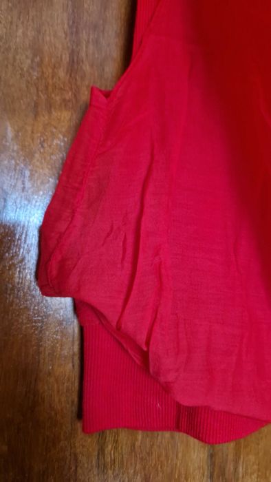 T-shirt vermelha, tamanho S