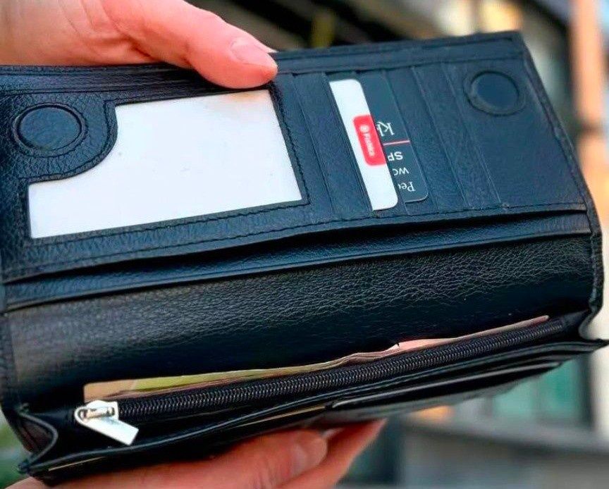 Мужская купюра на магнитах из натуральной мягкой кожи 

кожи качество