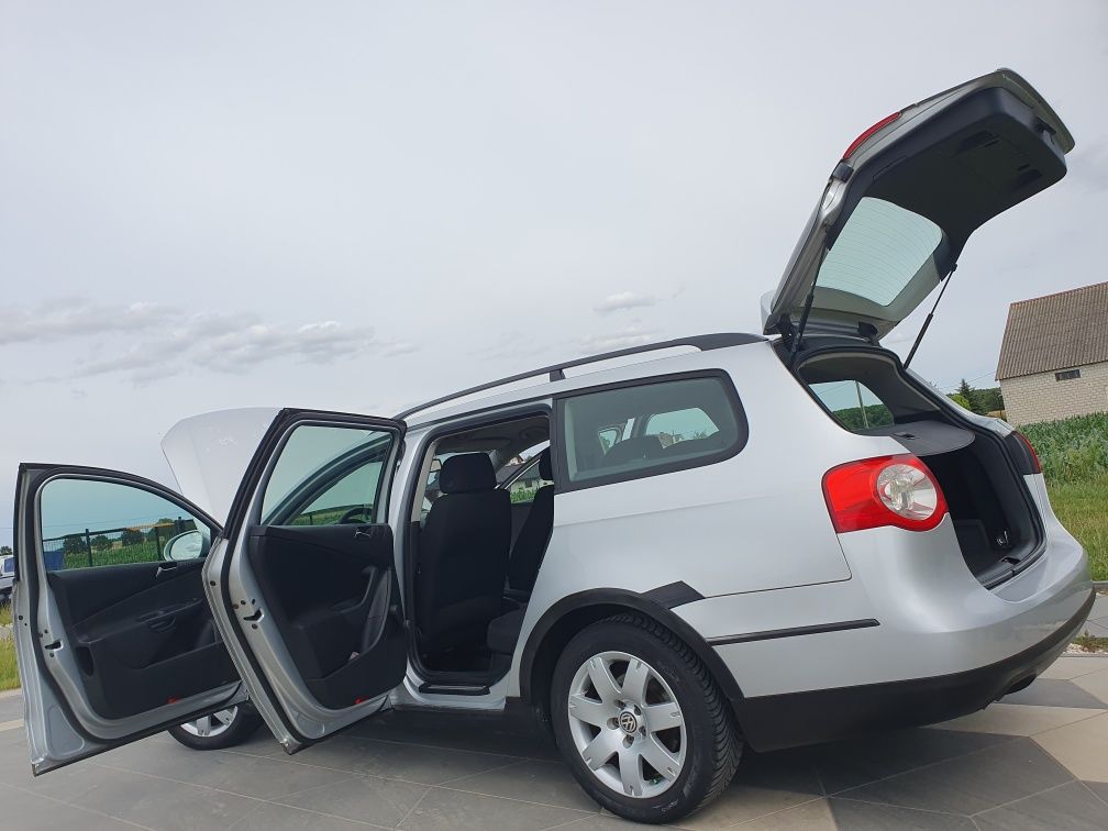 VW PASSAT B6 * * 2005r * *1.9TDi 105KM BKC * TomCar 50 AUT w OFERCIE *