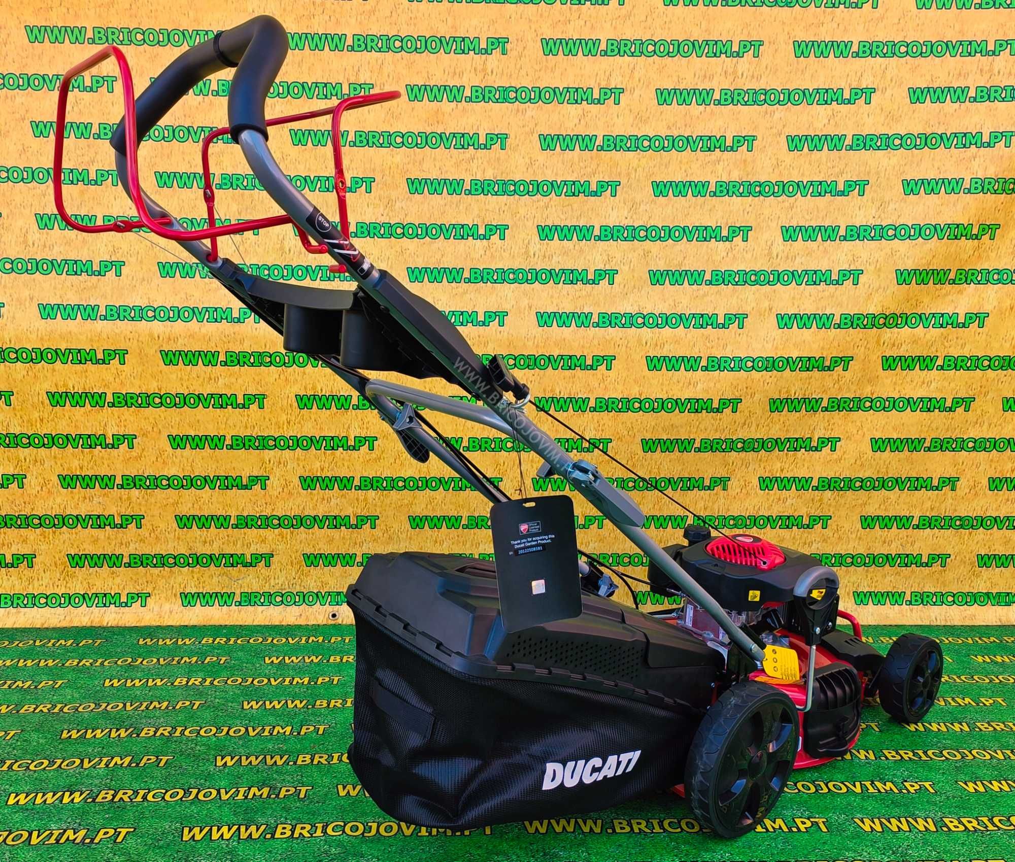 Carro Corta Relva Ducati - Motor 150cc - 5cv - C/ Tração - NOVOS