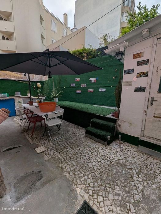 Quarto - localizado em Santa Apolónia Lisbon