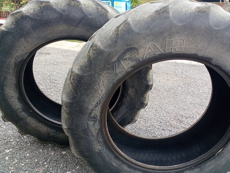 Good Year Opony 18.4 r 38,460/85/38