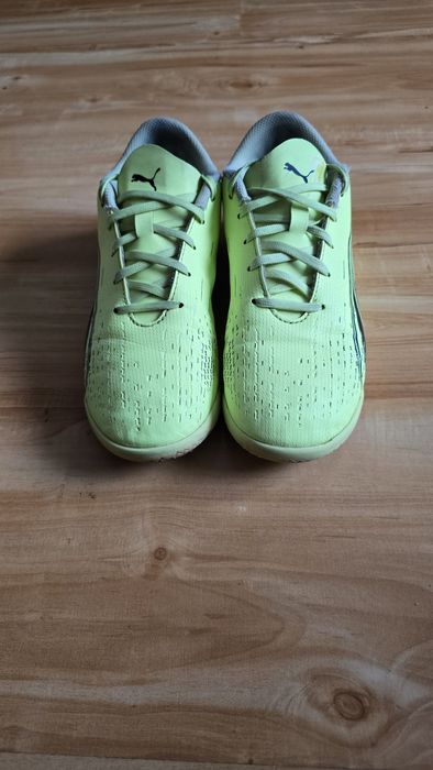 Sprzedam buty piłkarskie / halówki Puma Ultra rozmiar.37